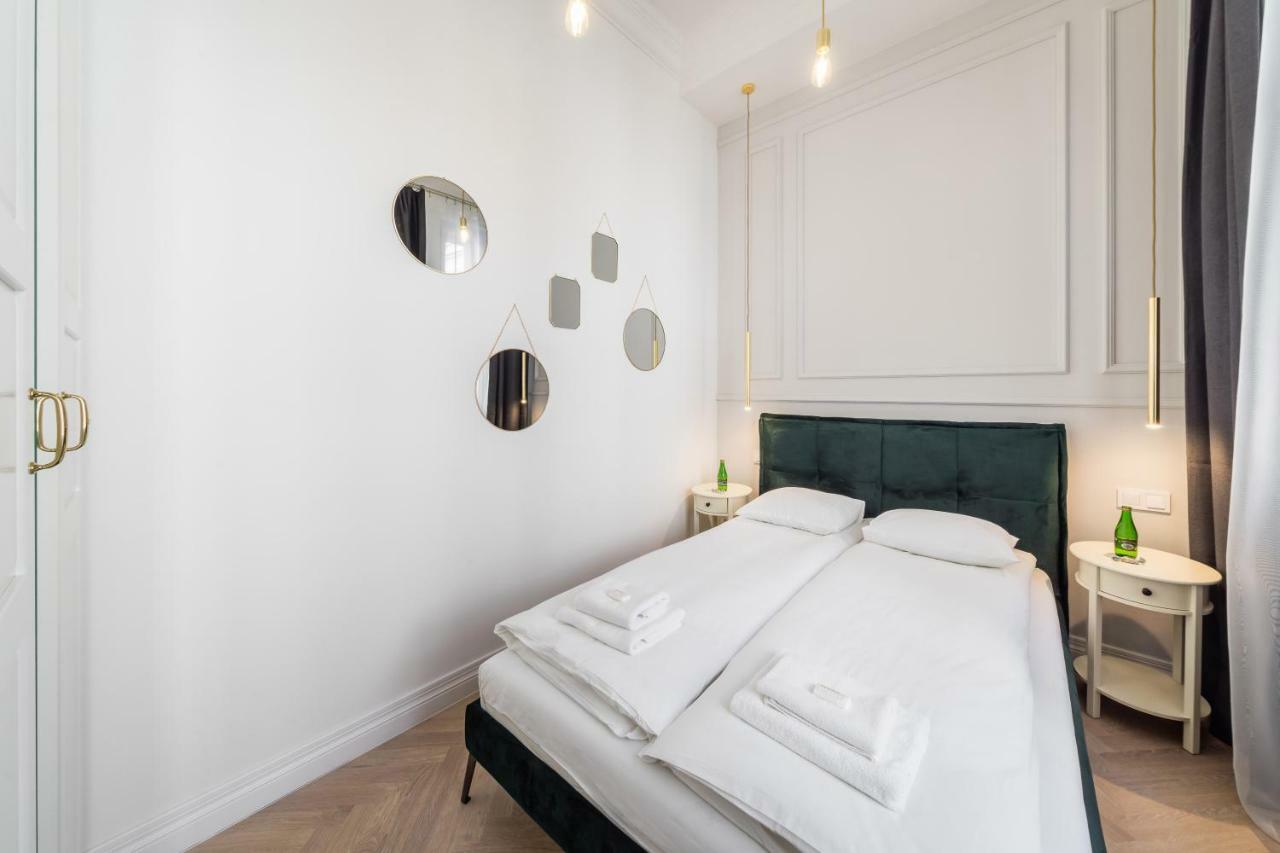 Apartament Deluxe Old Town Sw. Krzyza Wawelofts Krakow Exterior photo
